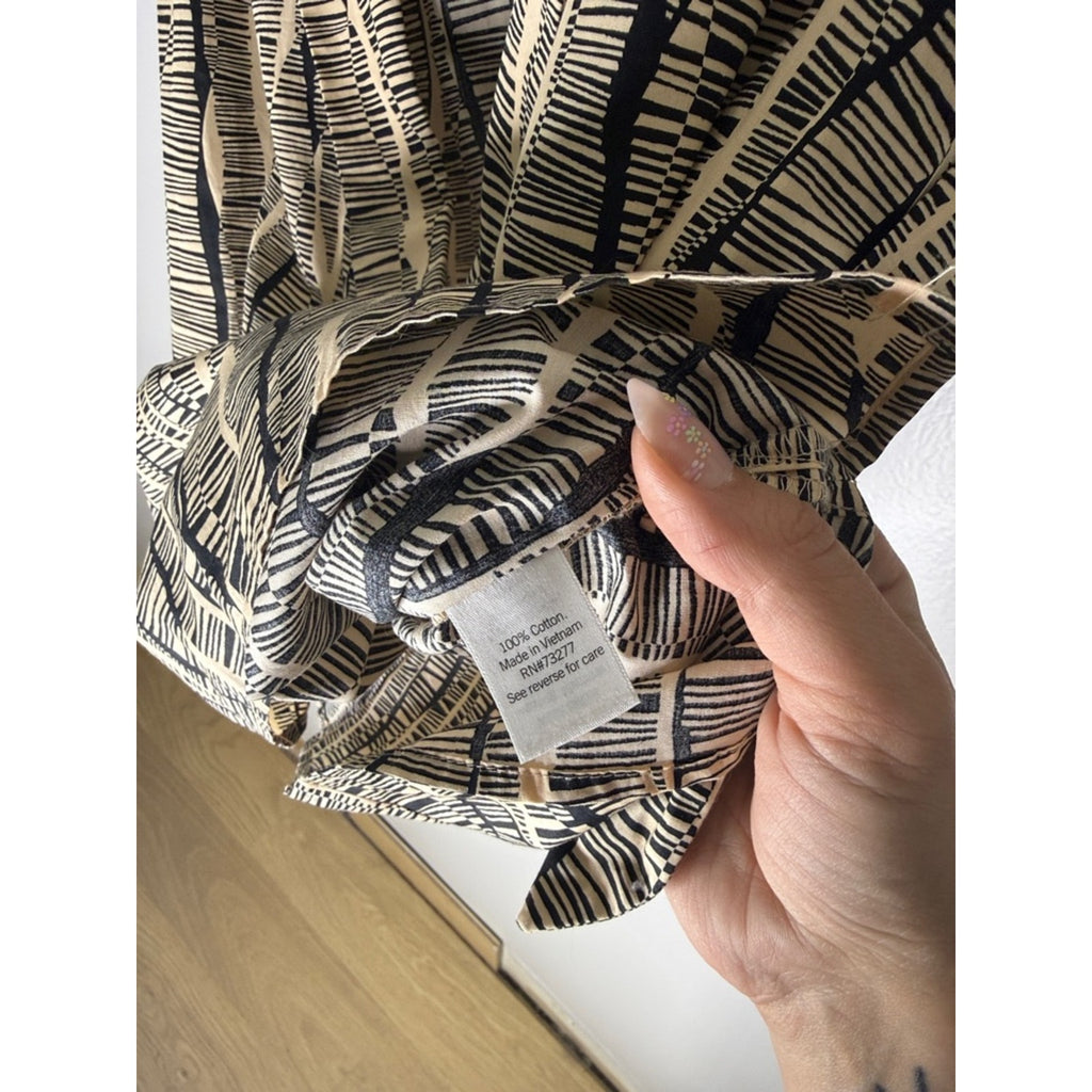 Nine West Black and Cream Patterned Wrap Blouse Size Large