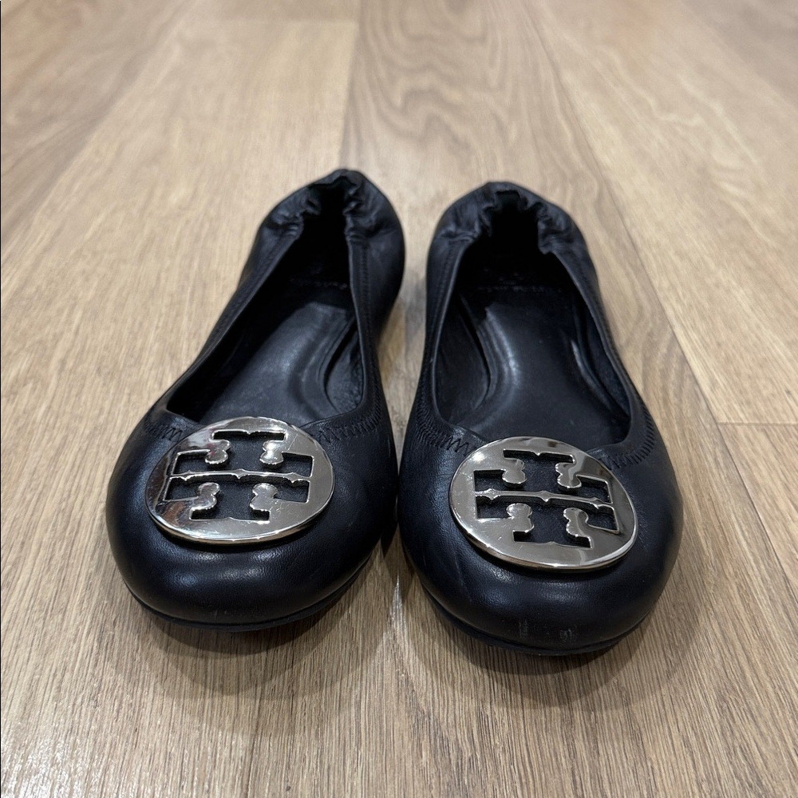 Tory Burch Black Travel Reva Ballet Flats with Silver Logo Size 9.5