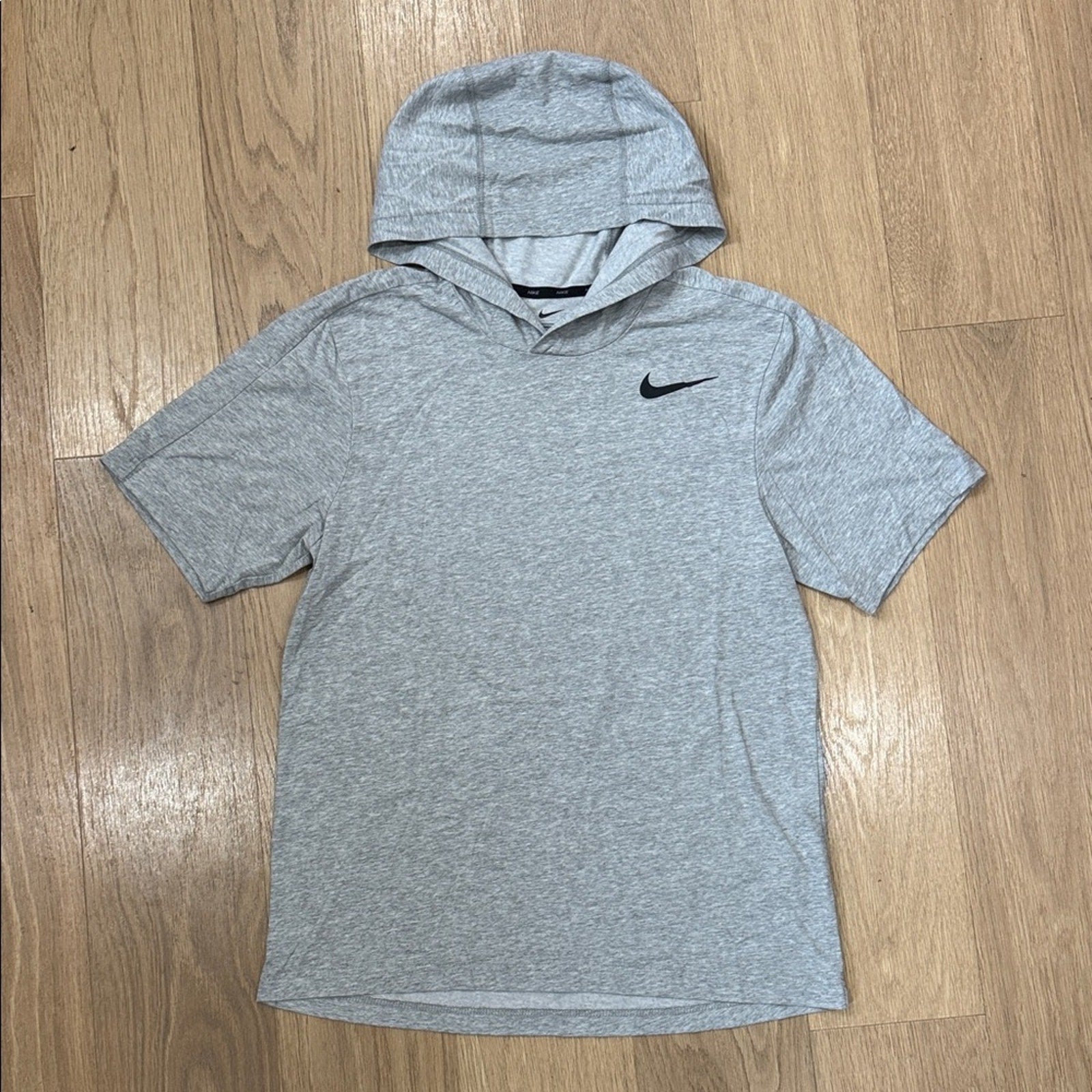 Nike Men's Gray Spotlight Short Sleeve Hooded Tee Size Small