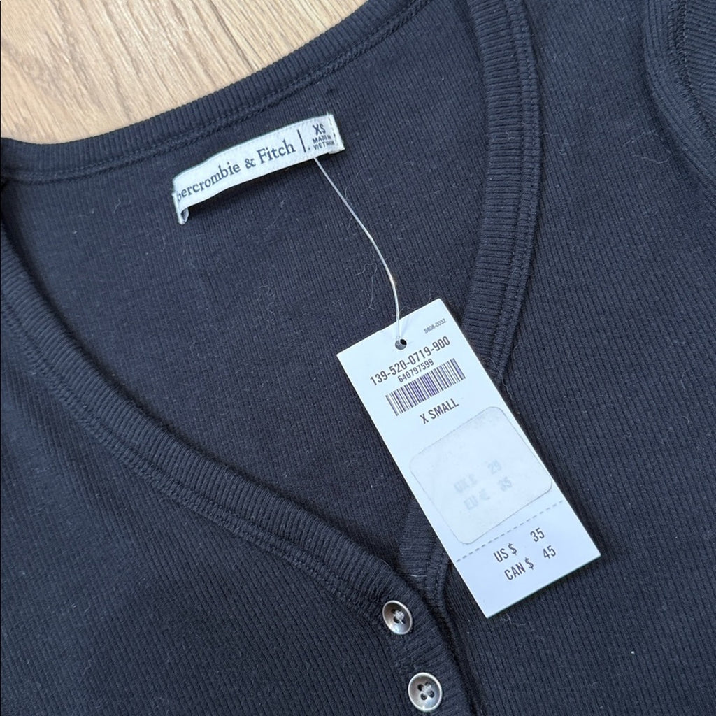 Abercrombie & Fitch Black Ribbed Henley Short Sleeve Bodysuit Size XS New!