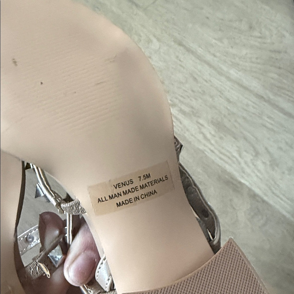 Venus Studded Block Heel Sandals in Tan and Gold Size 7.5