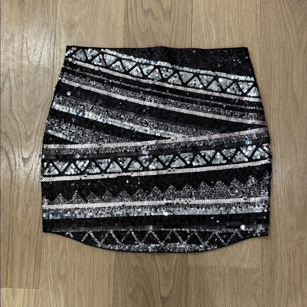 Express Aztec Black and Silver Patterned Mini Skirt Size Medium