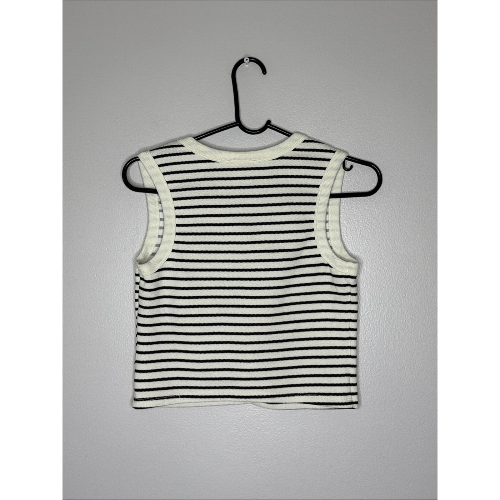 Kirious Black & White Striped Sleeveless Button-Front Tank Size Small