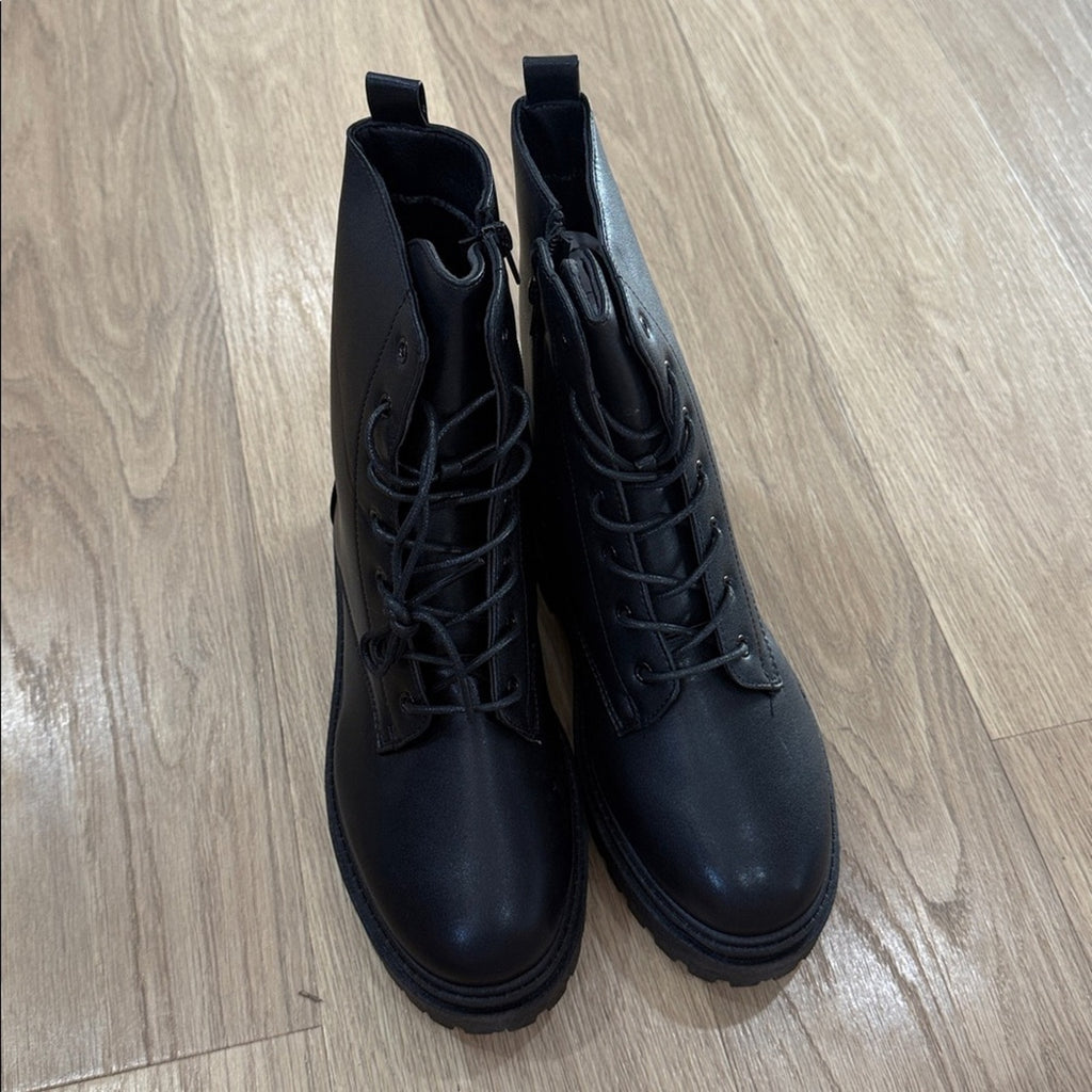 Fashion Nova Black Faux Leather Lace-Up Platform Combat Boots Size 10 New!