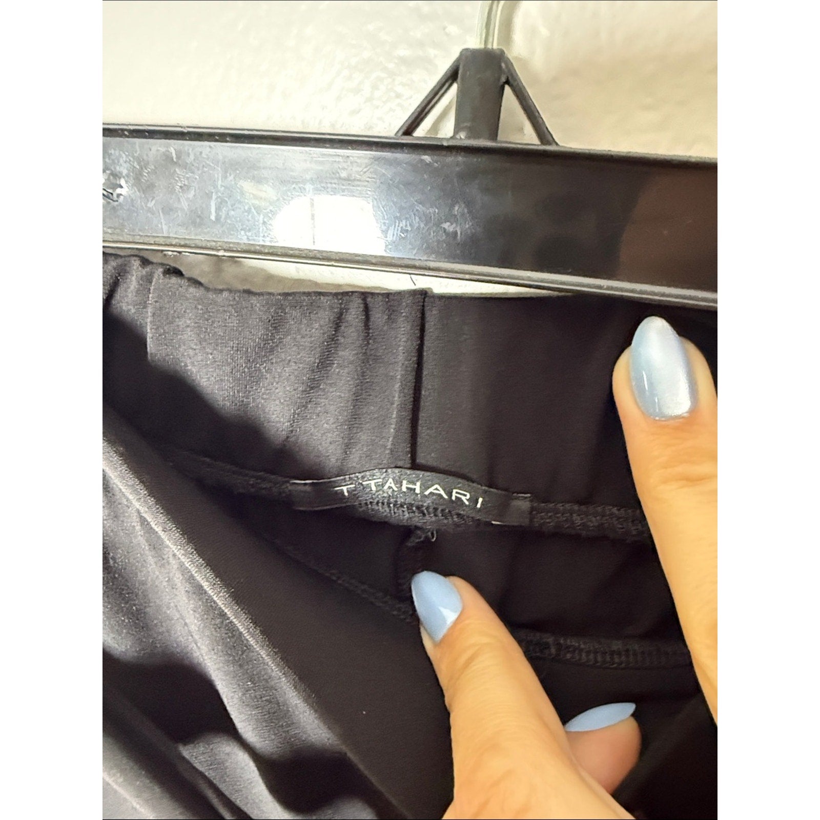 T Tahari Black Pull On Tie-Waist Pants Size Large