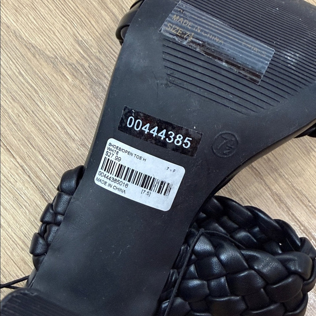 Wild Diva Elegant Black Woven Heeled Sandals Size 7.5 NEW!