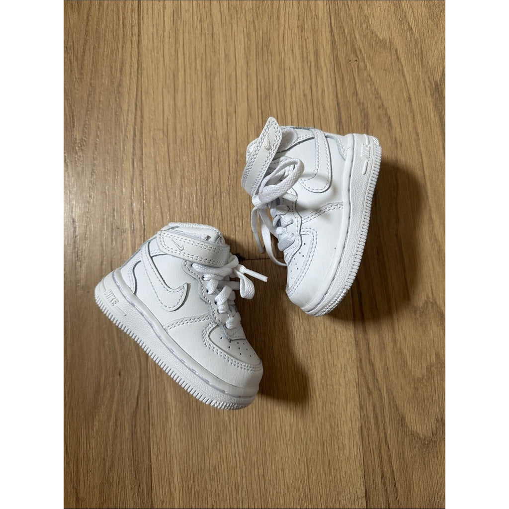 Nike White Kids High-Top Sneakers - Classic Leather Style Size 3C