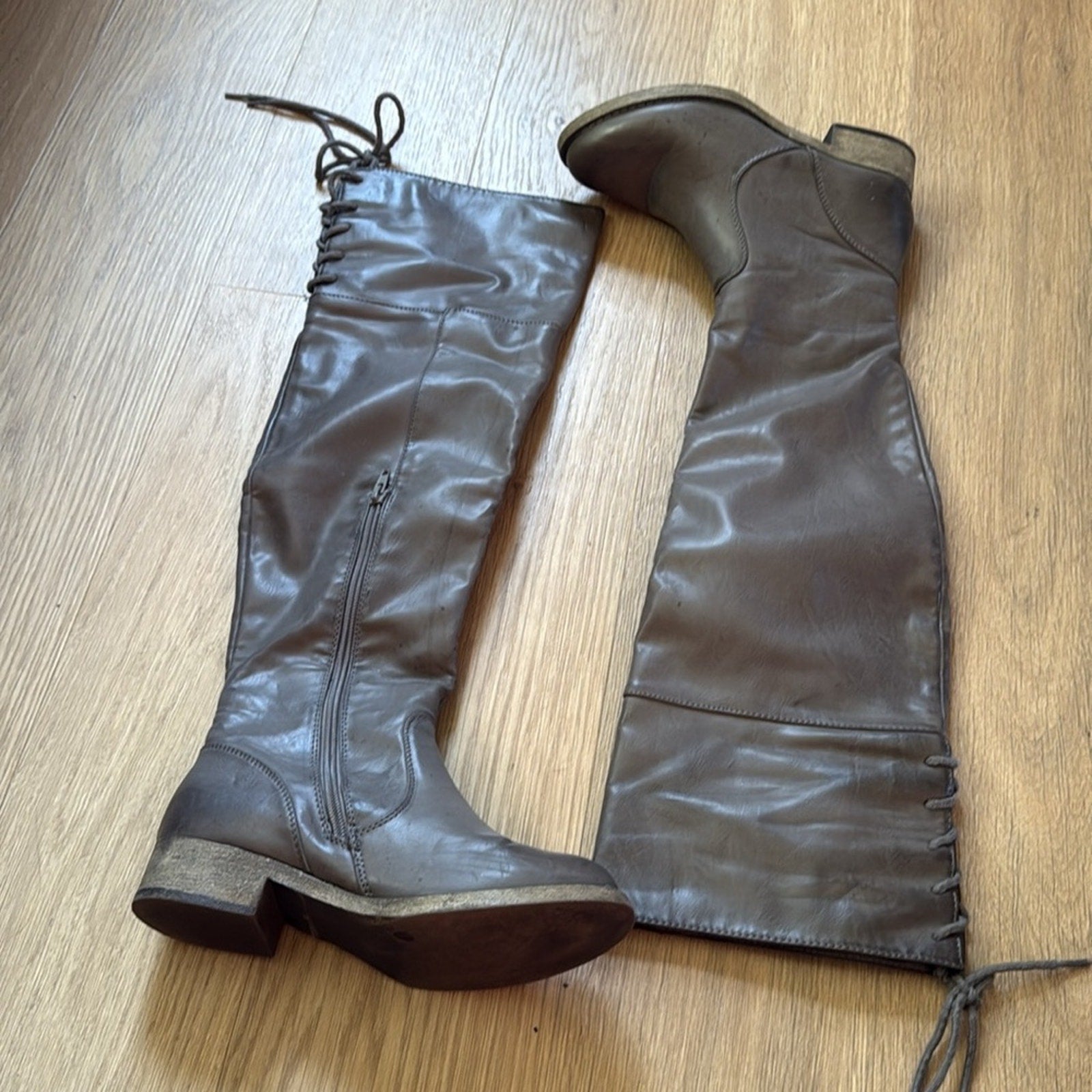 MIA Stylish Brown Knee / Over the Knee Women's Boots Size 6