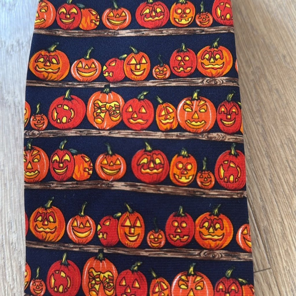 Alynn Neckwear Navy and Orange “Jack-o-lantern Contest” Pumpkin Patterned Tie