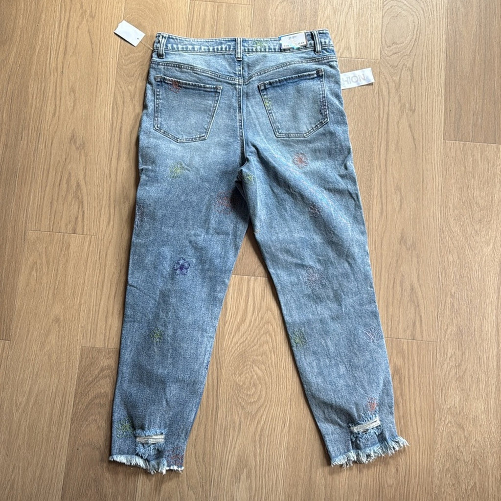 Tinseltown Hi Rise The Mom Jean Floral Distressed Embroidered Jeans Size 15 NEW!