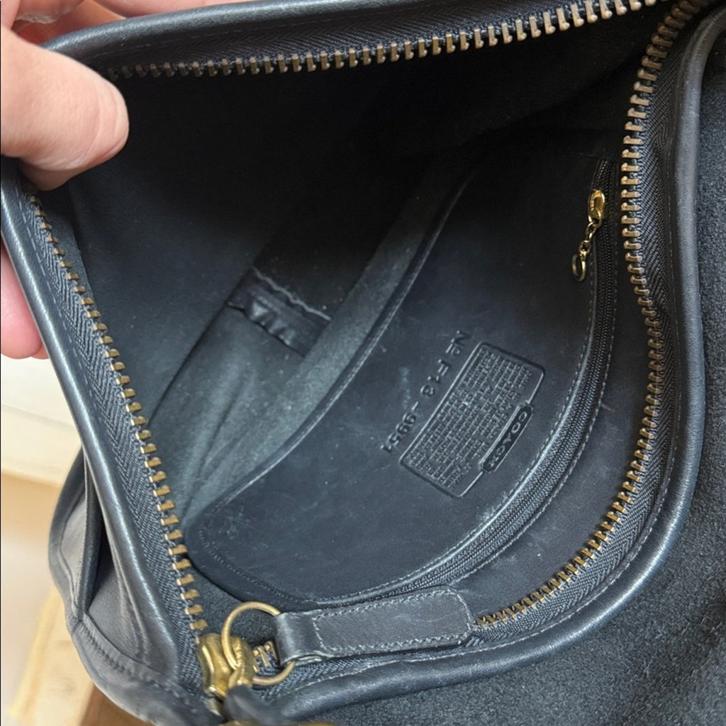Coach Elegant Black Leather Vintage Adjustable Shoulder Bag
