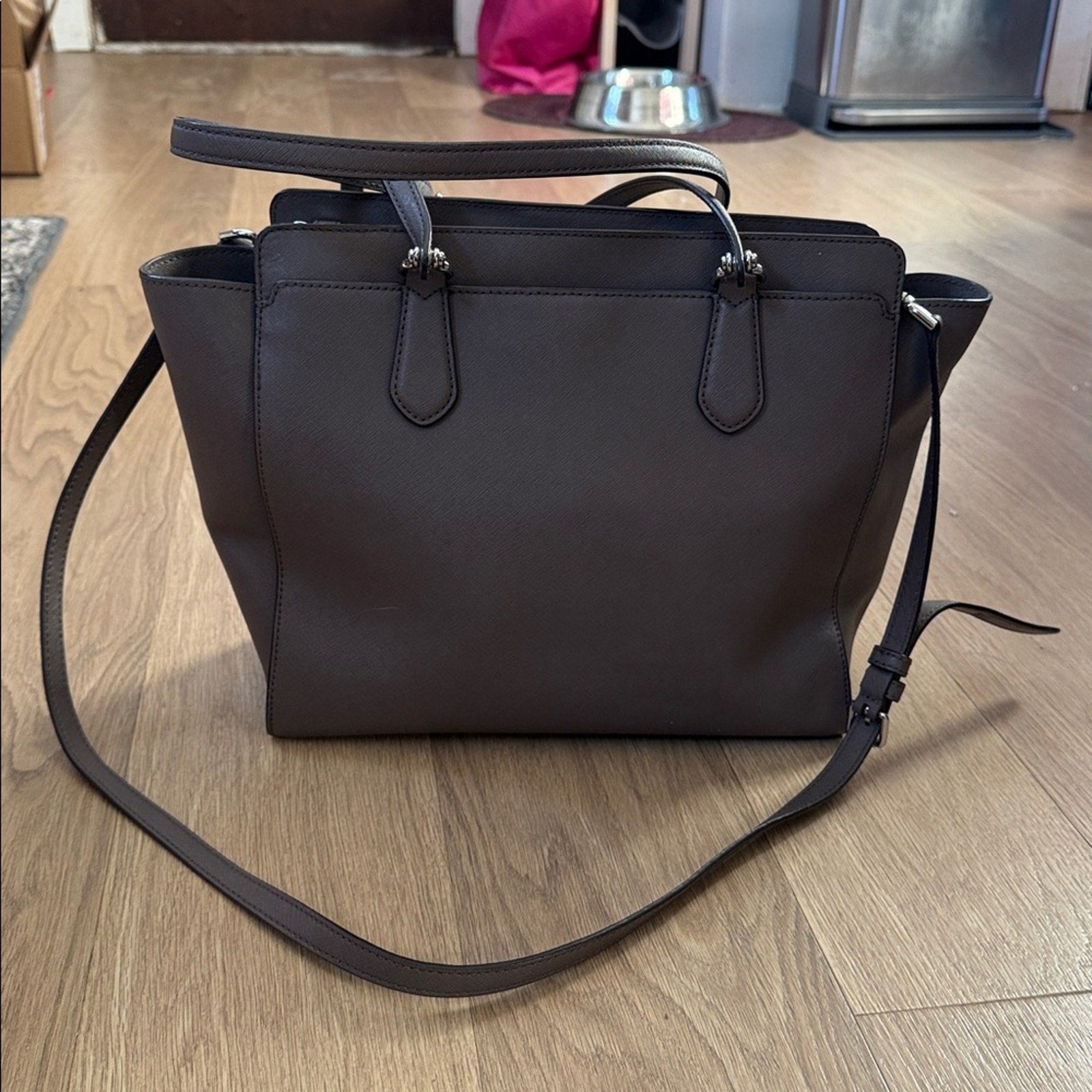 Michael Kors Dee Dee Lg Convertible Tote in Cinder / Dark Taupe Saffiano Leather