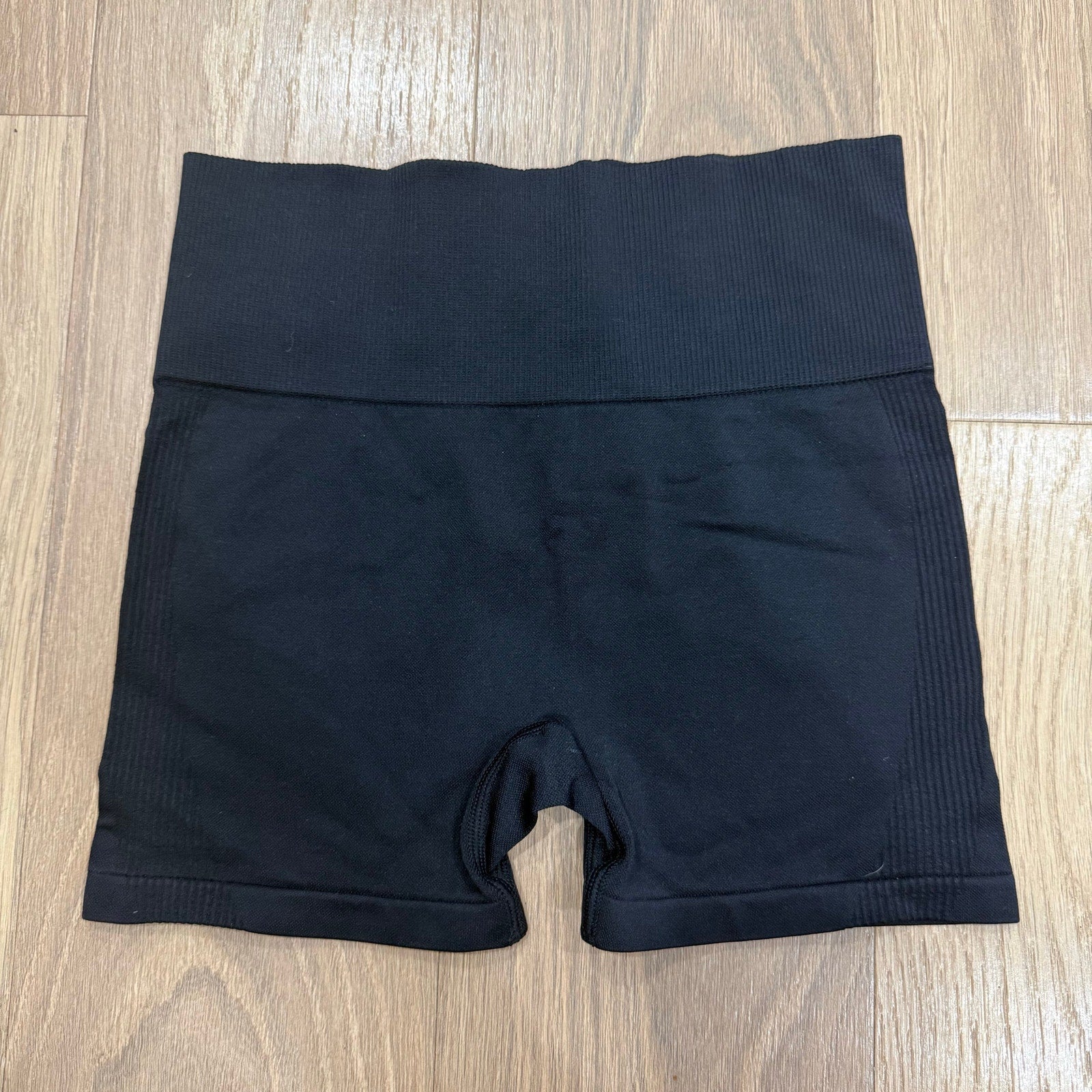 Women's High-Waisted Seamless Ribbed Yoga Shorts – Breathable Athletic Bike Shorts (Black) Size XS