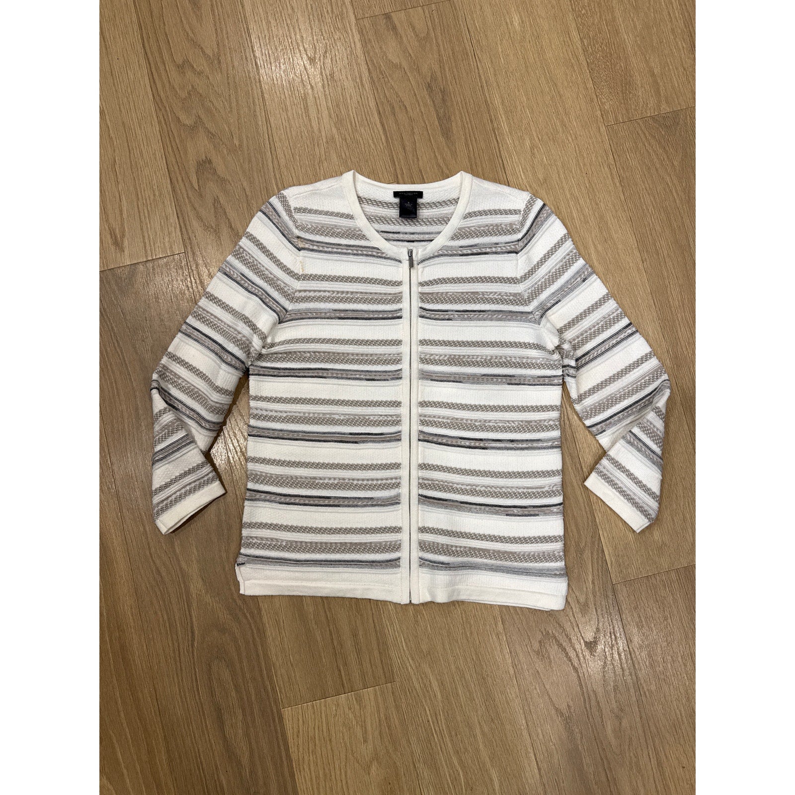 Ann Taylor Gray and White Striped Knit Crew Neck Cardigan Size Small
