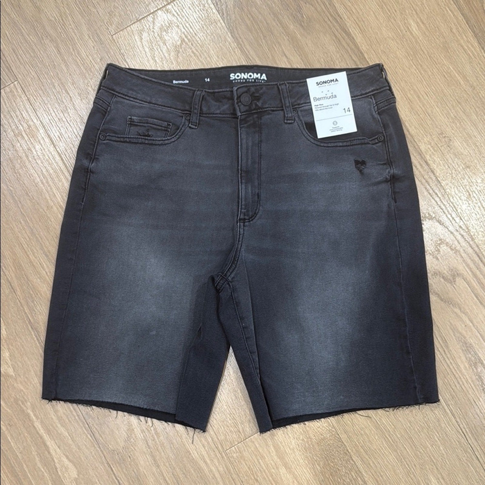 Sonoma Black / Dark Gray Bermuda Denim Raw Hem High Rise Shorts Size 14 NEW!