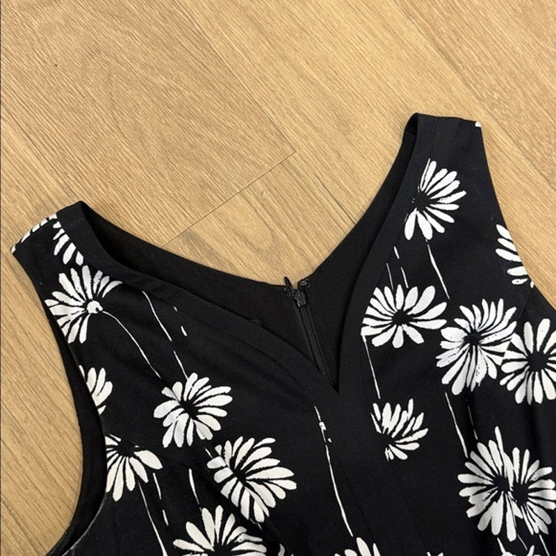 Talbots Black and White Floral Fit-and-Flare A Line Sleeveless Dress Size 10P
