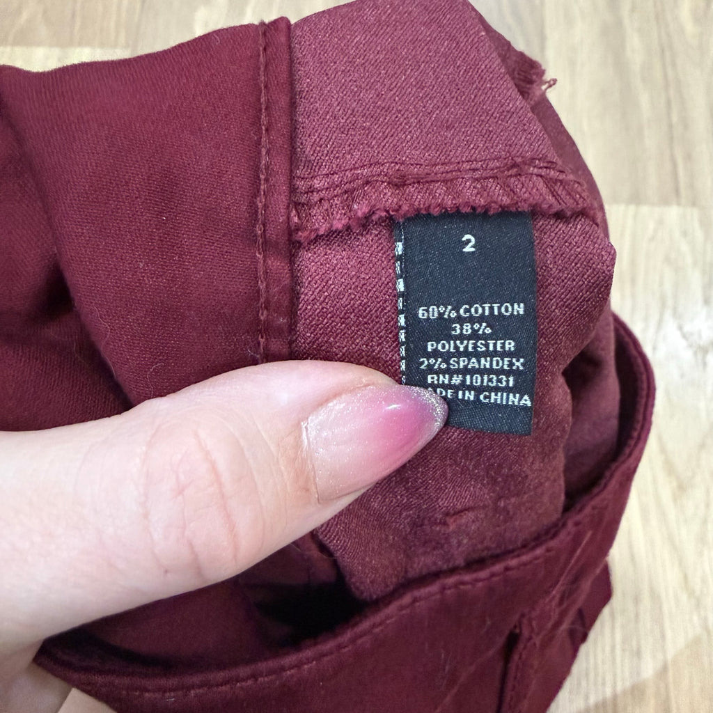 Refuge Women’s High-Waisted 3-Button Shorty Shorts – Burgundy Stretch Denim Size 2